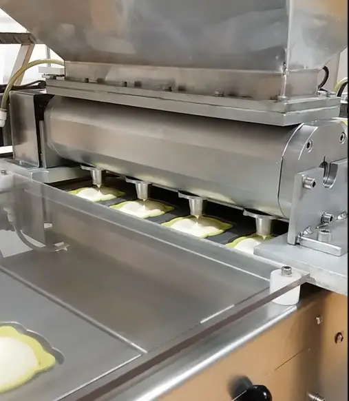 dosificador mayonesa sobre termoselladora automática